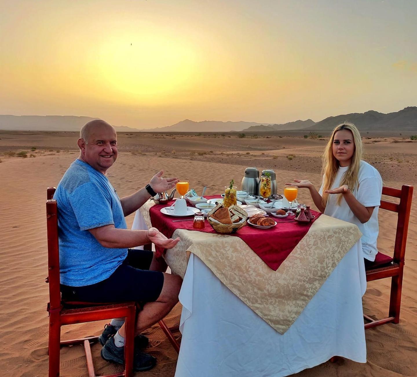 Desert Camp Nights Luxury tent Merzouga